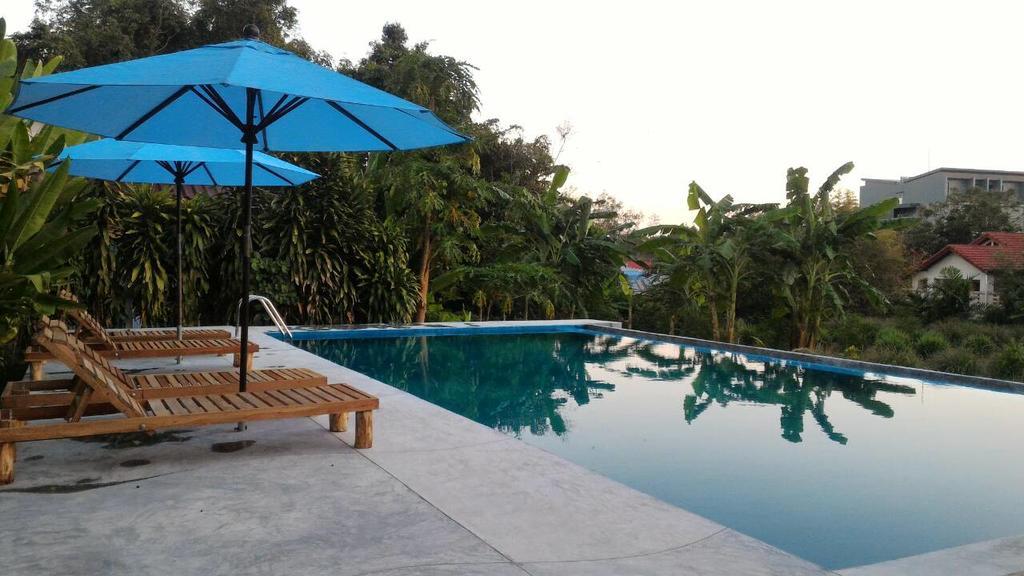 Villa De Mama Rawai Esterno foto