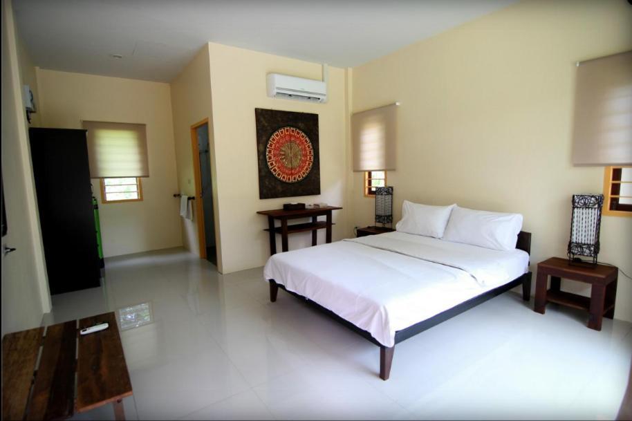 Villa De Mama Rawai Esterno foto
